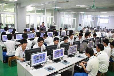 電子信息工程與網(wǎng)絡(luò)工程 專業(yè)學(xué)習(xí)與就業(yè)前景解析